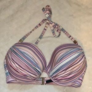 ✨Victoria’s Secret Bikini Top👙